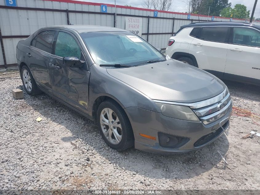 Lot #2550793698 2012 FORD FUSION SE salvage car
