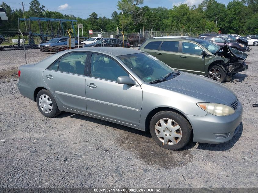 Lot #2525399503 2005 TOYOTA CAMRY LE salvage car