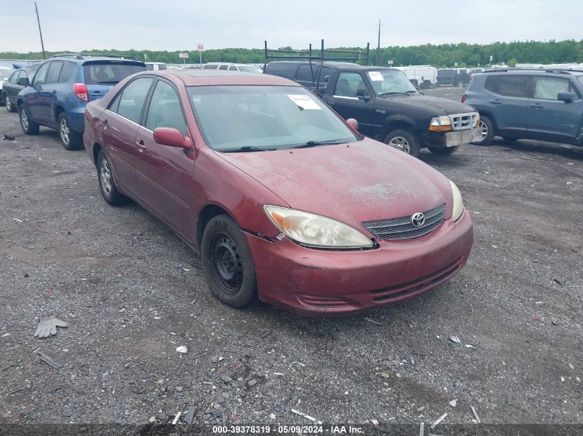 Lot #2539234228 2004 TOYOTA CAMRY LE salvage car