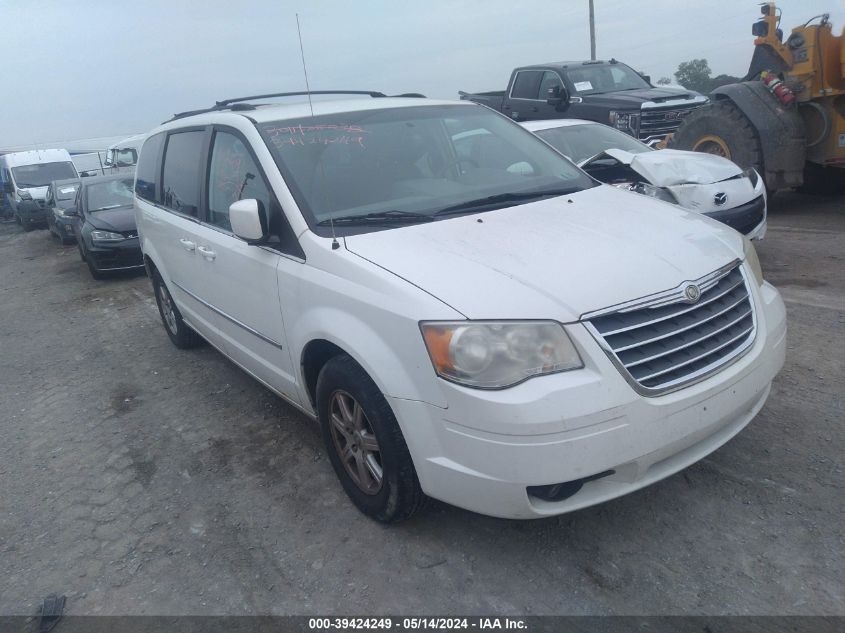 Lot #2544994736 2010 CHRYSLER TOWN & COUNTRY TOURING salvage car