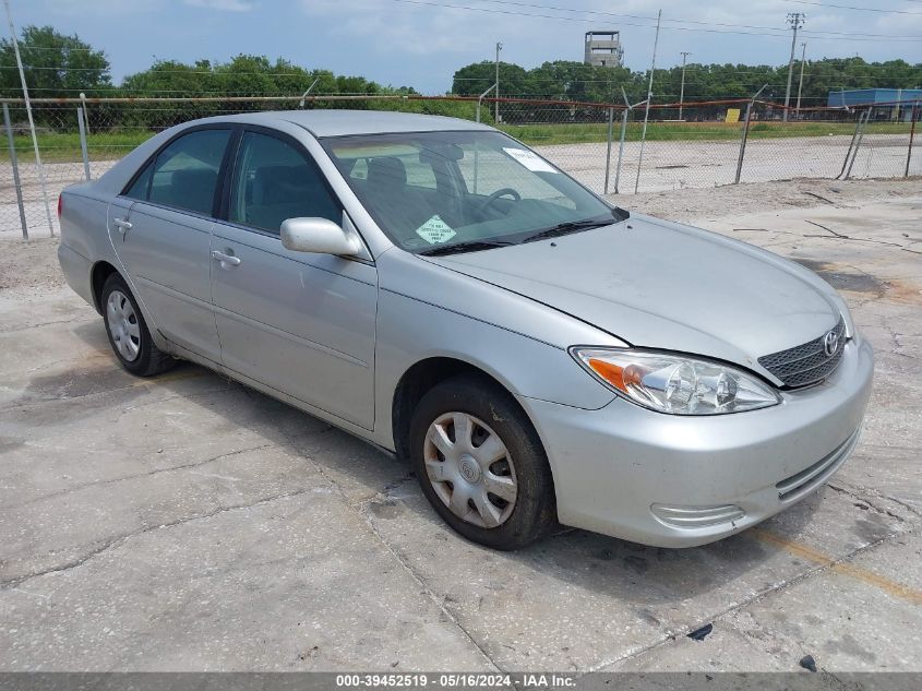 Lot #2541511671 2004 TOYOTA CAMRY LE salvage car