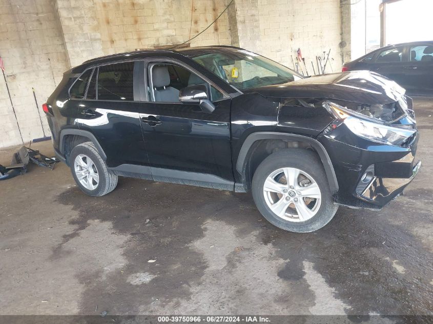 2020 TOYOTA RAV4 XLE #2997779575