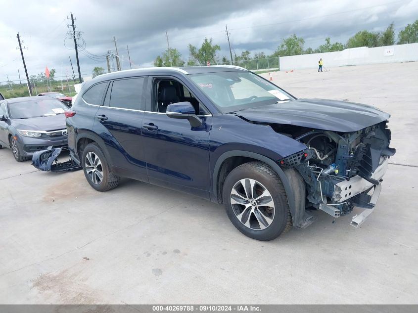 2022 TOYOTA HIGHLANDER XLE #2992819821