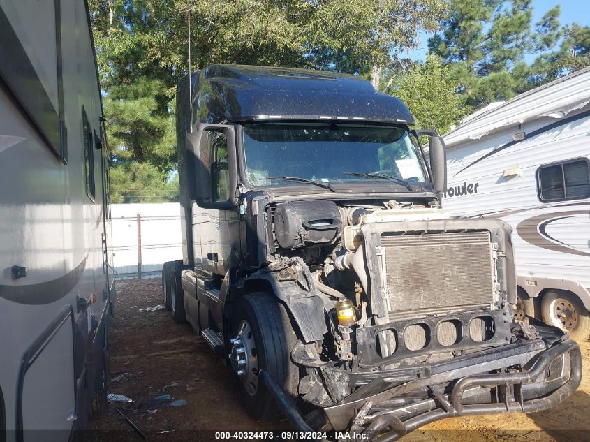 2018 VOLVO VNL #2992831128