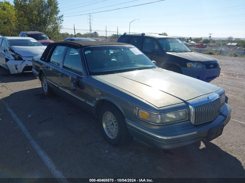 1997 LINCOLN TOWN CAR SIGNATURE #2992831810