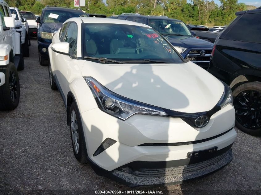 2019 TOYOTA C-HR LE #2996534576