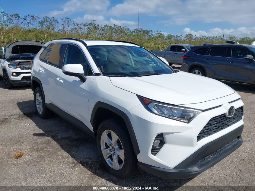 2020 TOYOTA RAV4 XLE #2995298633