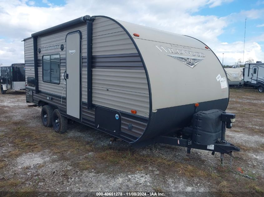 2019 FOREST RIVER WILDWOOD TRAVEL TRAILER #3035075525