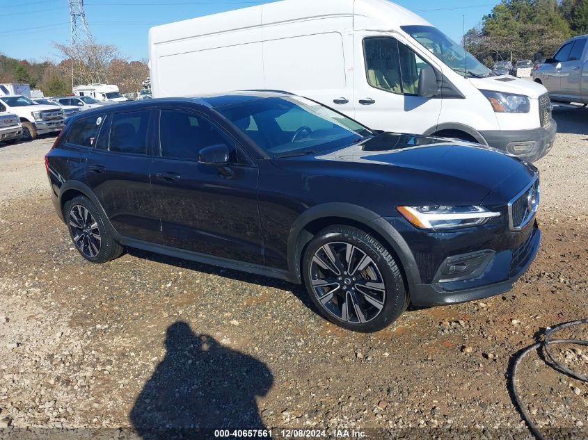 2021 VOLVO V60 CROSS COUNTRY T5 #3051077665