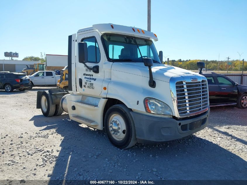 2013 FREIGHTLINER CASCADIA 125 #2992829340