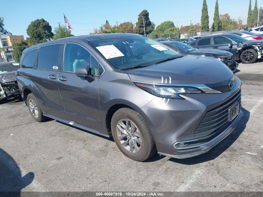 2023 TOYOTA SIENNA XLE #2992814138