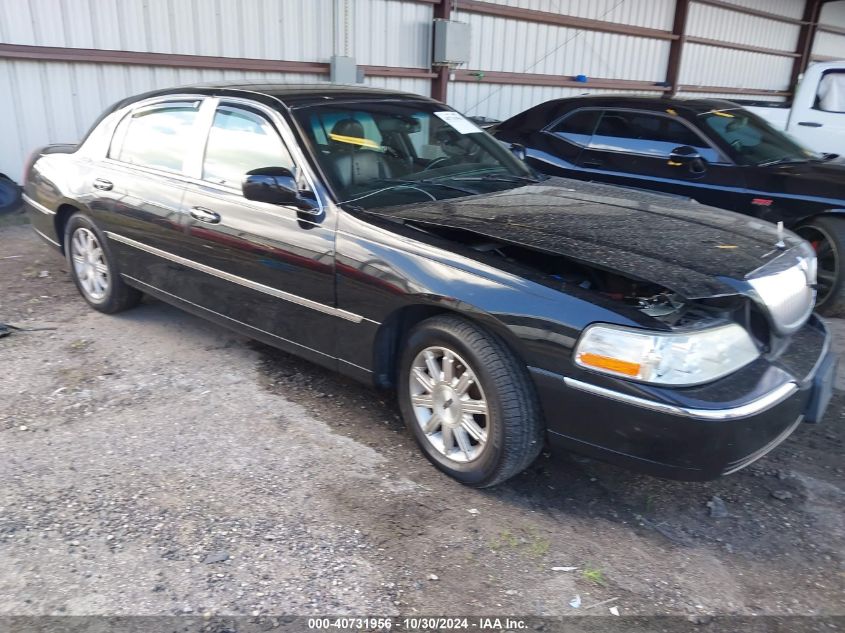 2010 LINCOLN TOWN CAR SIGNATURE LIMITED #2995295657