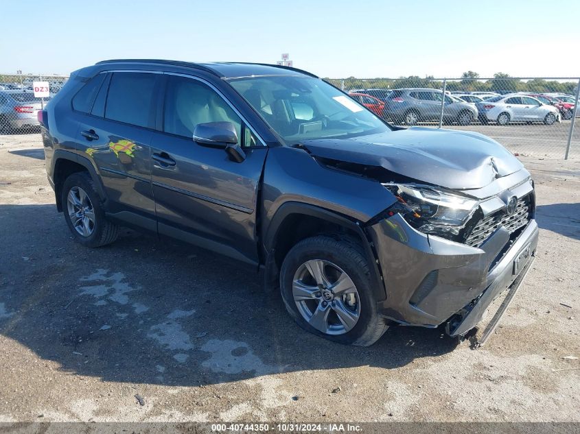 2024 TOYOTA RAV4 XLE #3050480815