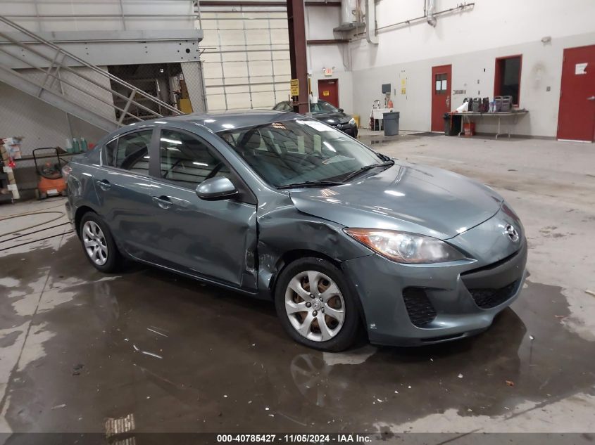 2013 MAZDA MAZDA3 I SPORT #3029118876