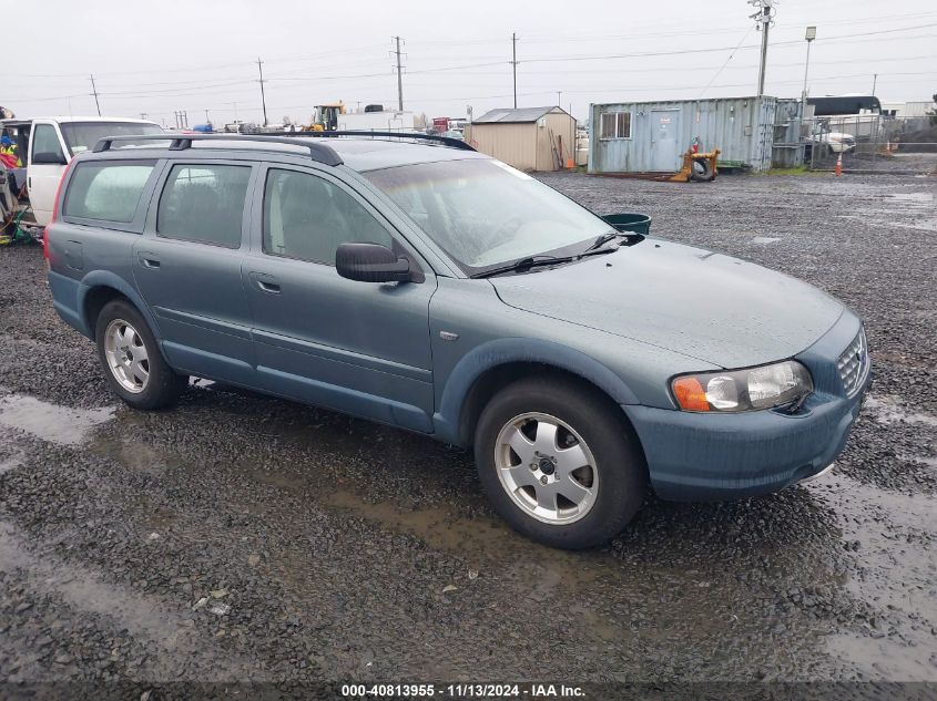 2002 VOLVO V70 XC #2992832244