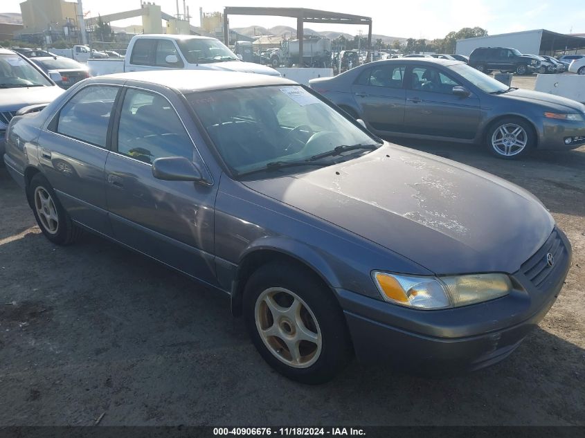 1998 TOYOTA CAMRY LE V6 #2996535654