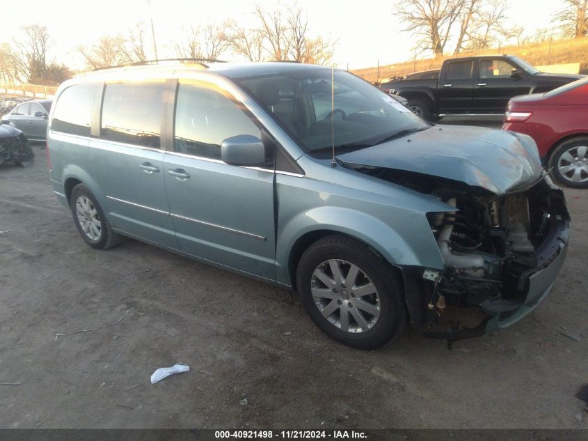 2010 CHRYSLER TOWN & COUNTRY TOURING PLUS #3035081916