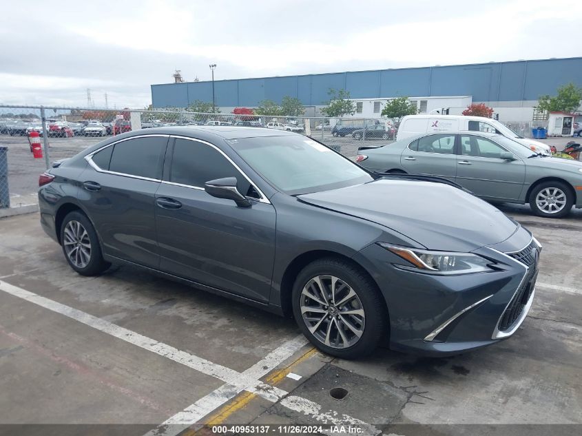 2022 LEXUS ES 300H #3042562252