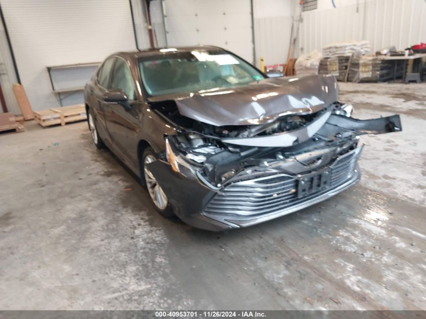 2018 TOYOTA CAMRY XLE #3034052456