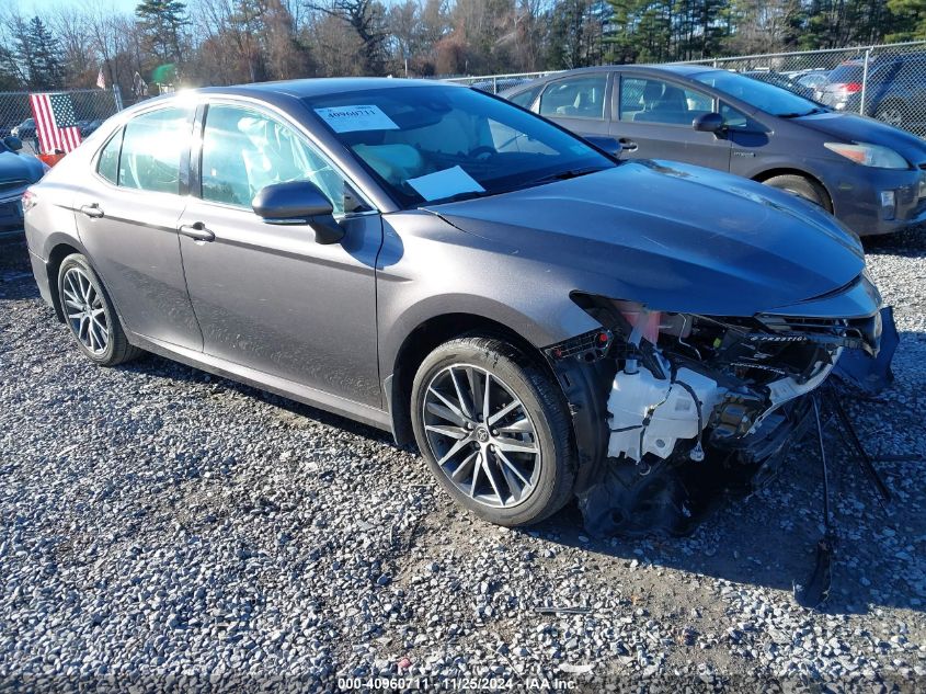 2024 TOYOTA CAMRY HYBRID XLE #3037540011