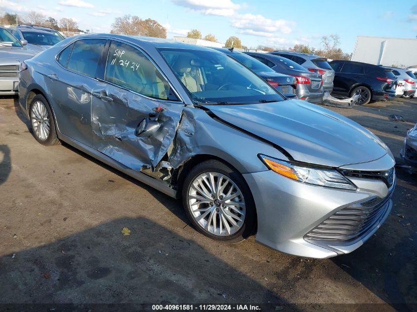 2019 TOYOTA CAMRY HYBRID XLE #3037524921