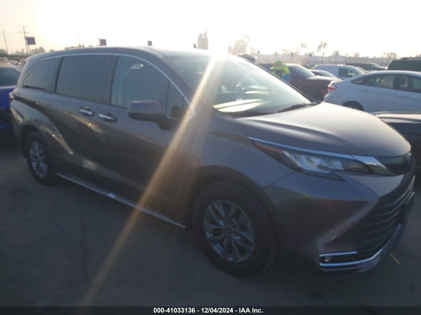 2022 TOYOTA SIENNA XLE #3035092455