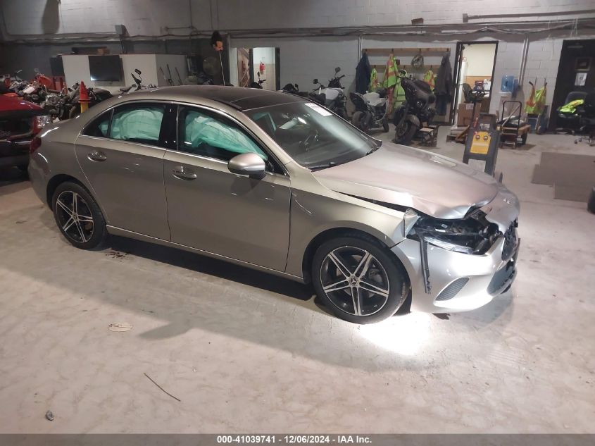 2019 MERCEDES-BENZ A 220 4MATIC #3034050392