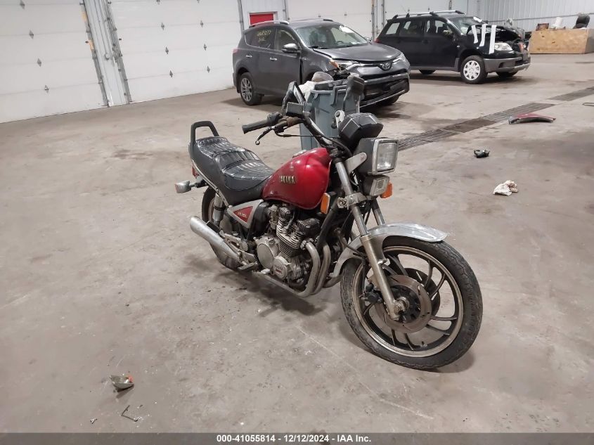 1982 YAMAHA XJ750 #3035080229