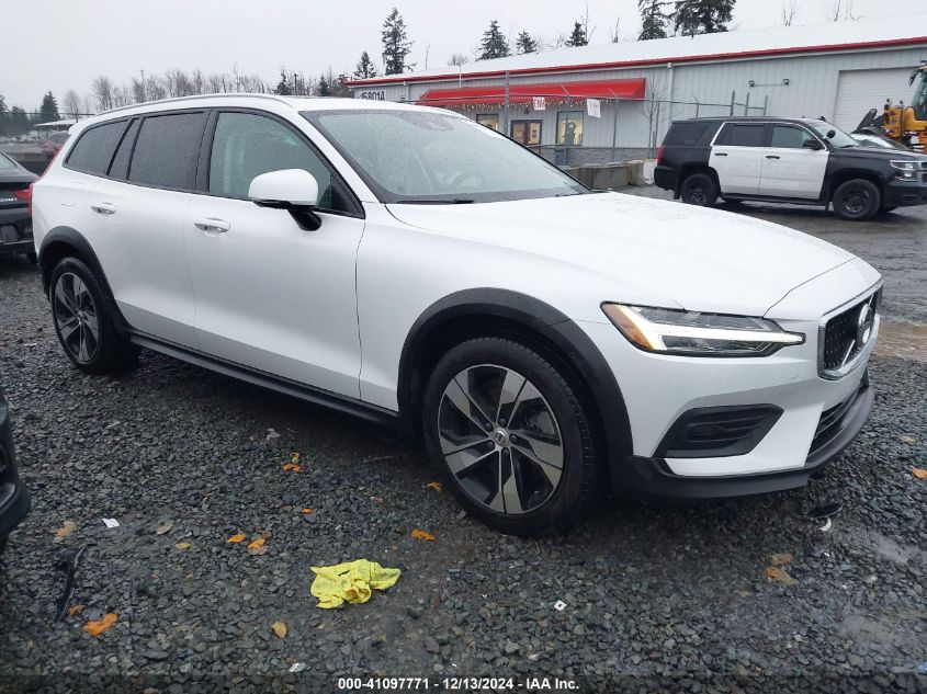 2020 VOLVO V60 CROSS COUNTRY T5 #3047438422