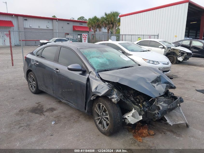 2023 KIA FORTE LXS #3071400792