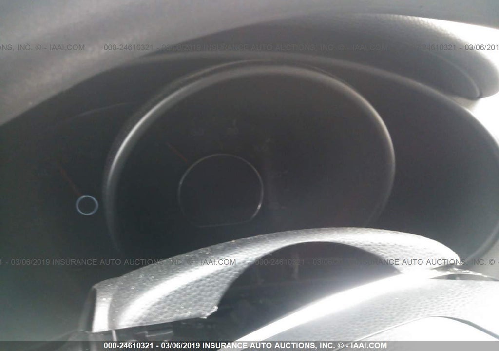2015 Kia Soul + Silver vin: KNDJP3A56F7787788