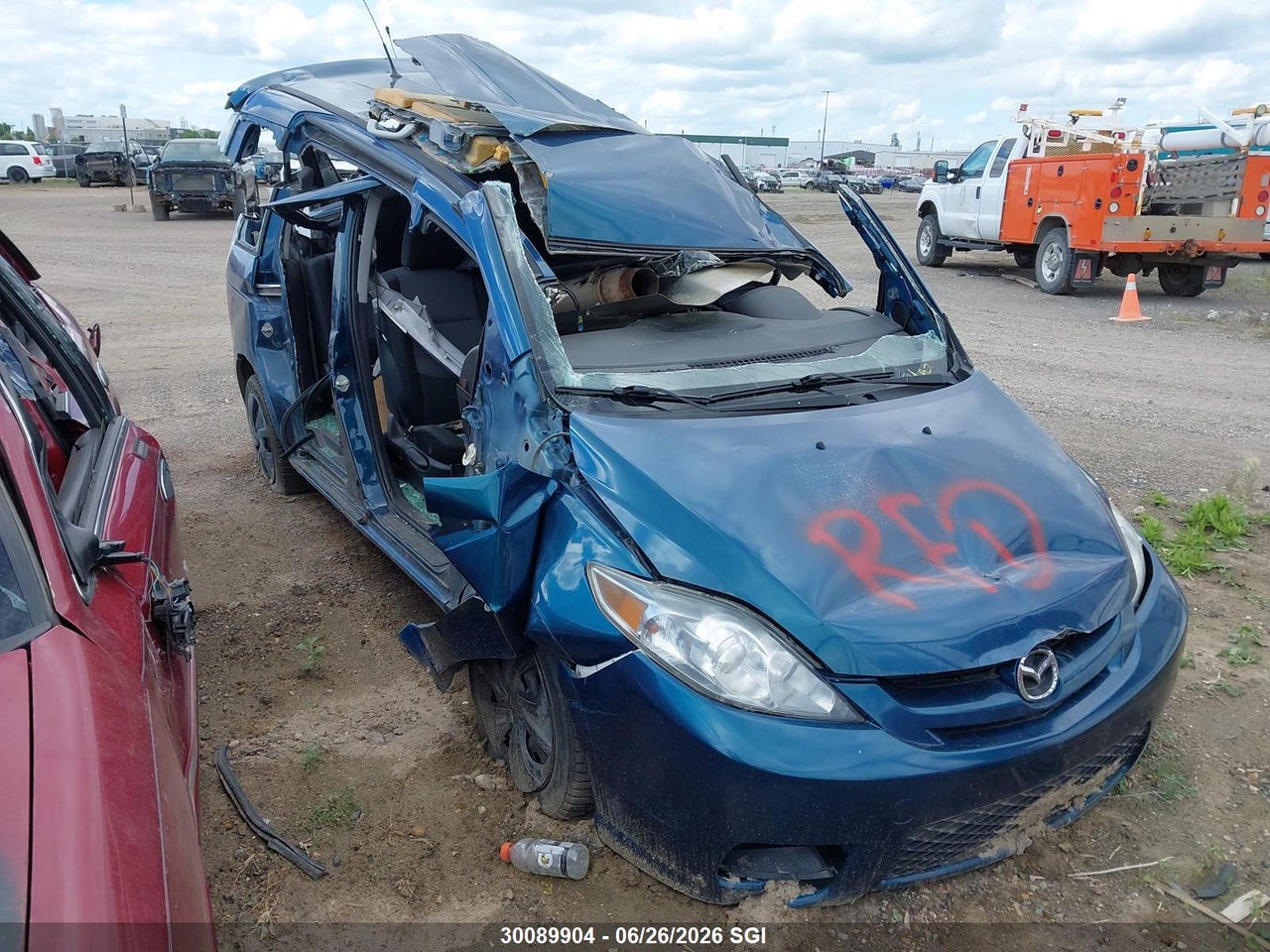 JM1CR193870139955 · 2007 MAZDA 5