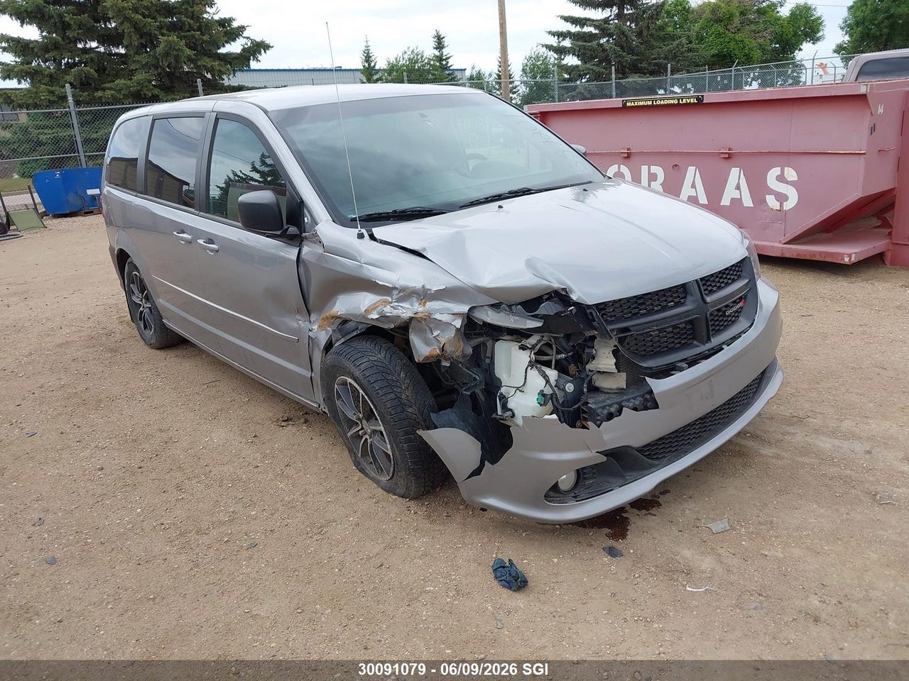 2C4RDGBG9HR557201 · 2017 DODGE GRAND CARAVAN SE