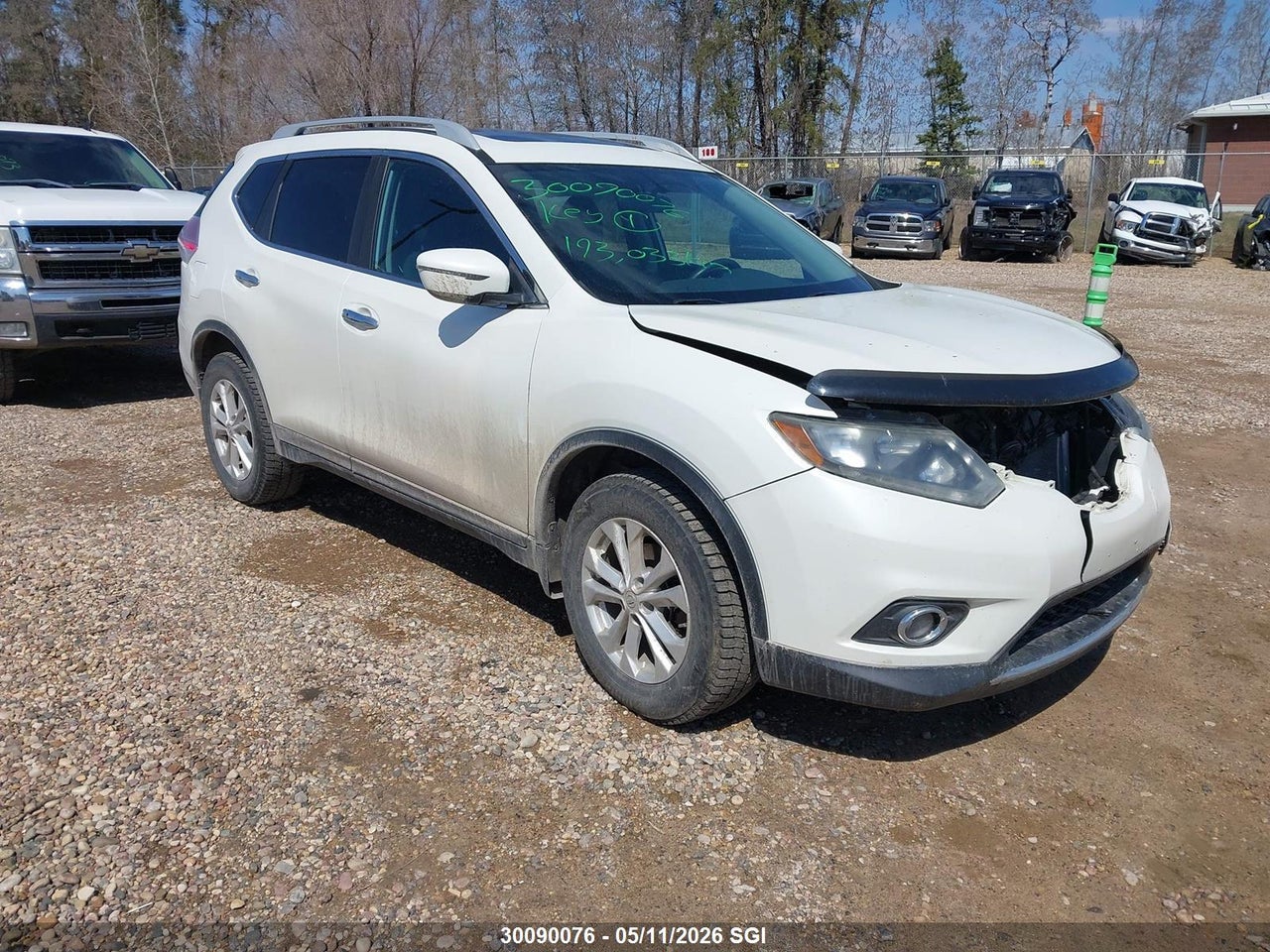 5N1AT2MV6GC873673 · 2016 NISSAN ROGUE S/SL/SV