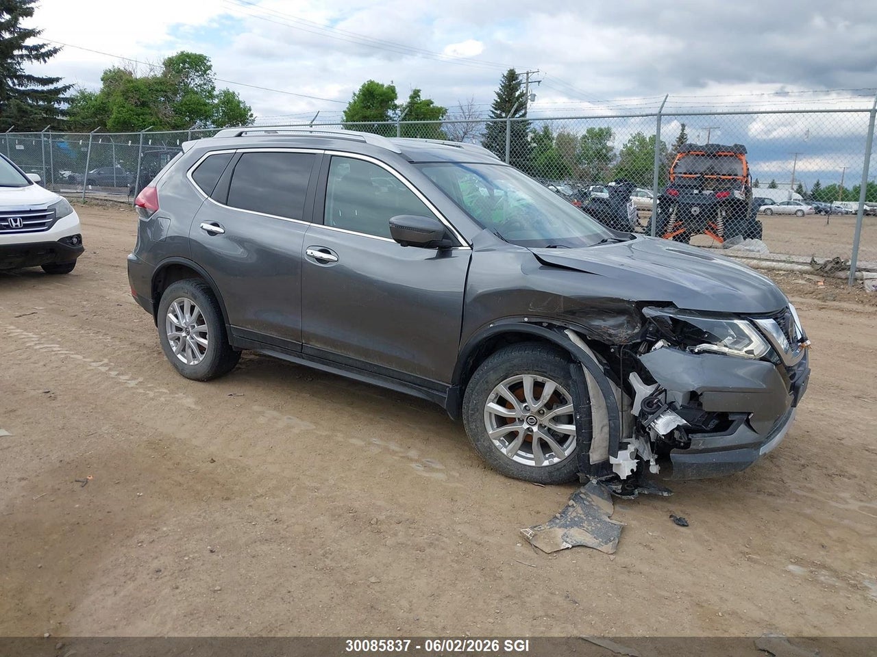 5N1AT2MV4JC783896 · 2018 NISSAN ROGUE SV/SL