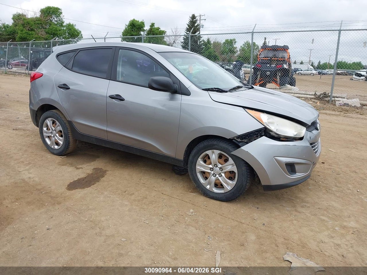 KM8JT3AC0CU457440 · 2012 HYUNDAI TUCSON GL