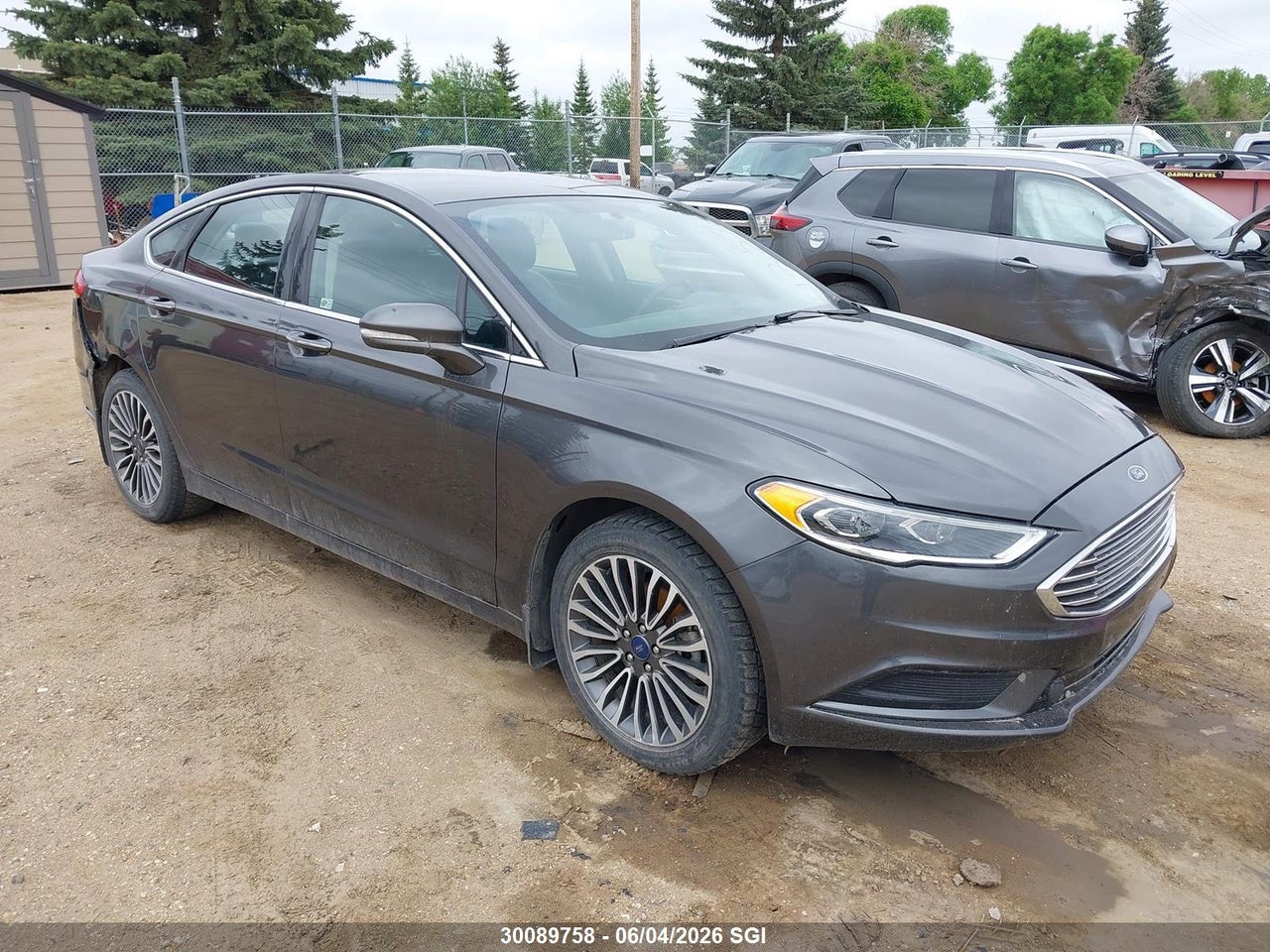 3FA6P0T99JR112576 · 2018 FORD FUSION SE