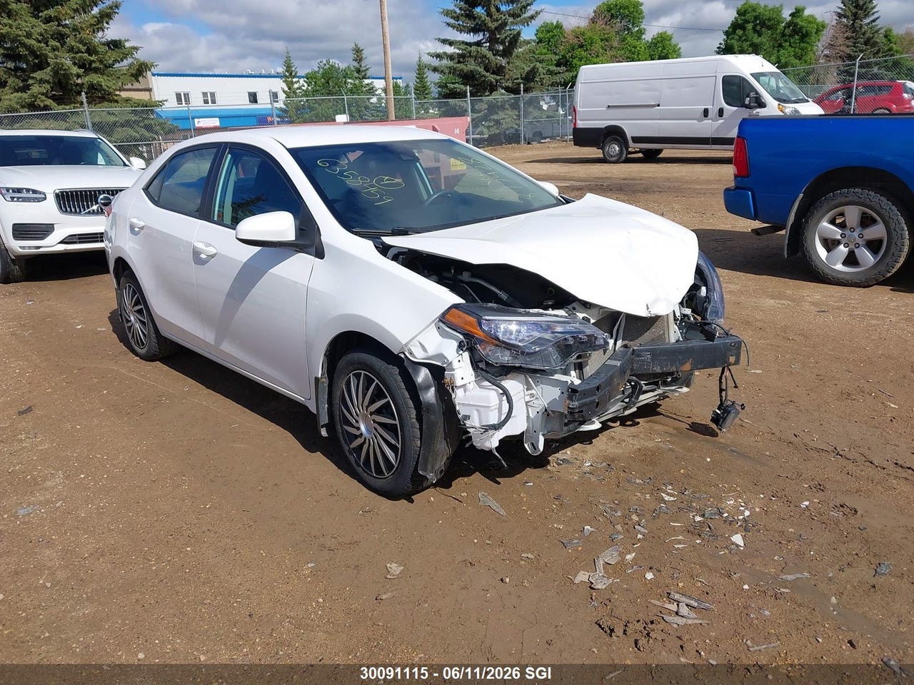 2T1BURHE0HC877428 · 2017 TOYOTA COROLLA LE