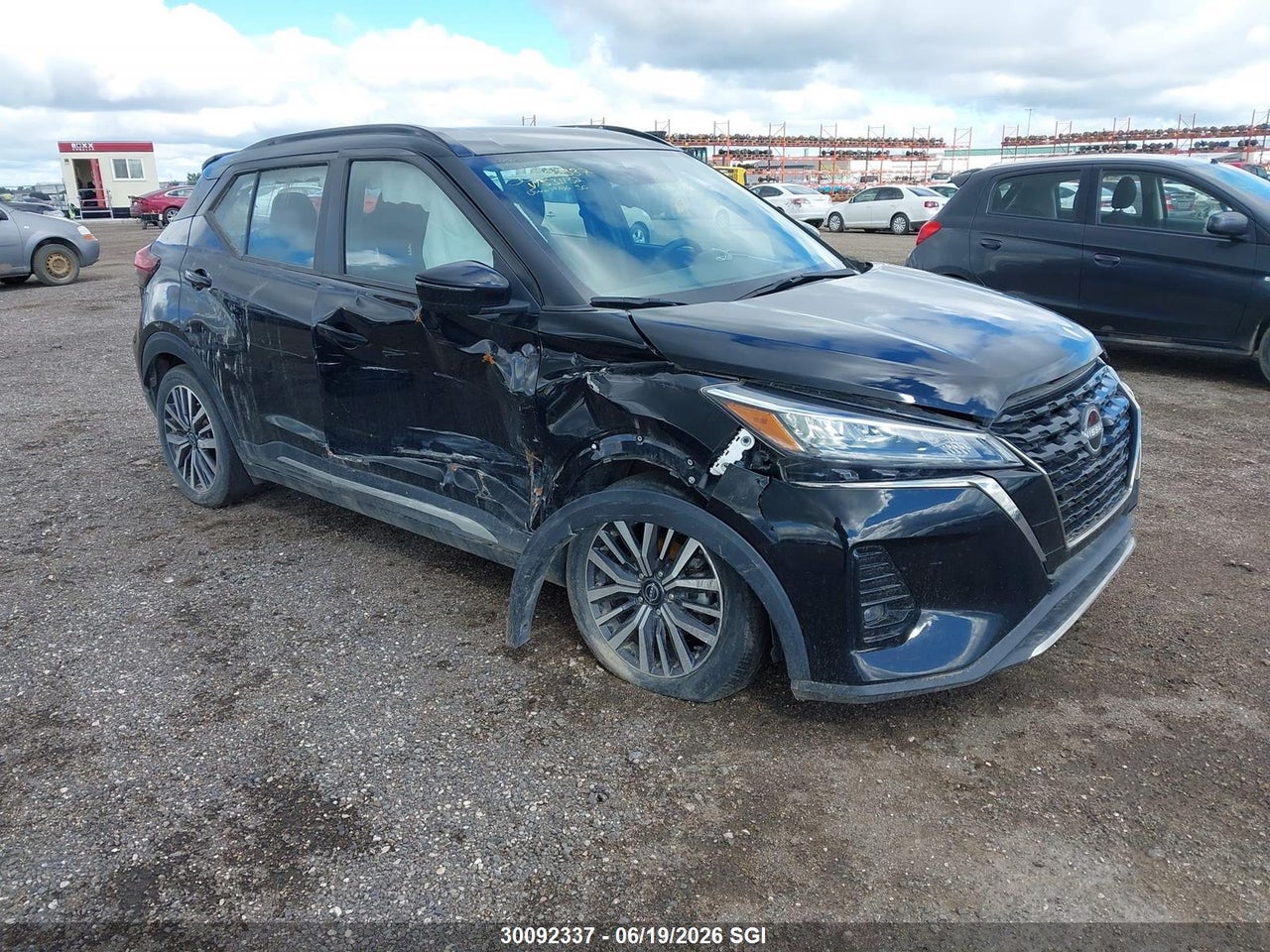 3N1CP5DV2PL531132 · 2023 NISSAN KICKS SR