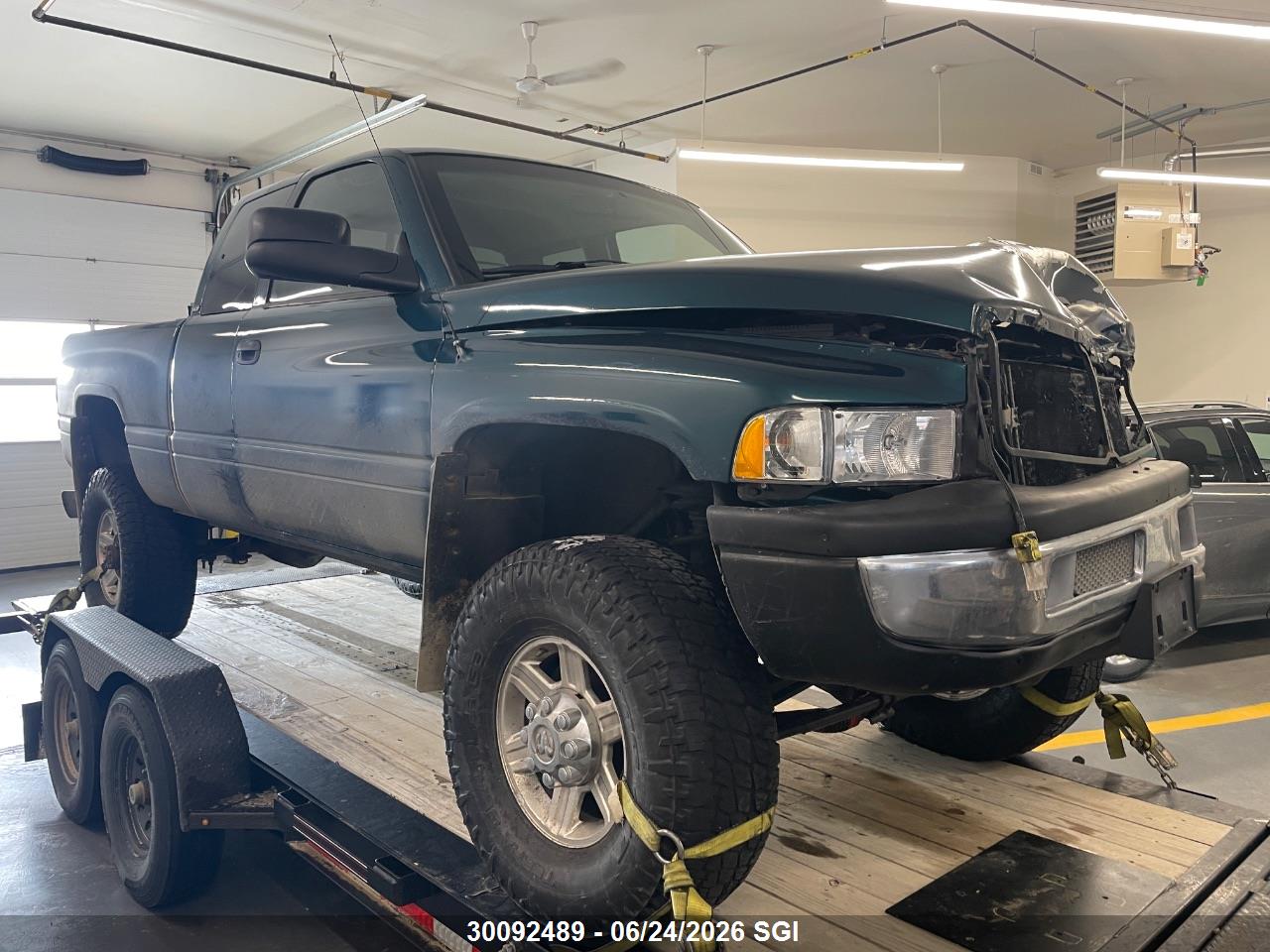 3B7KC23C2SM141279 · 1995 DODGE RAM 2500