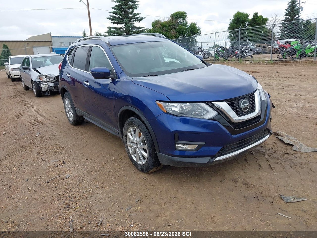 5N1AT2MV3JC782674 · 2018 NISSAN ROGUE SV/SL