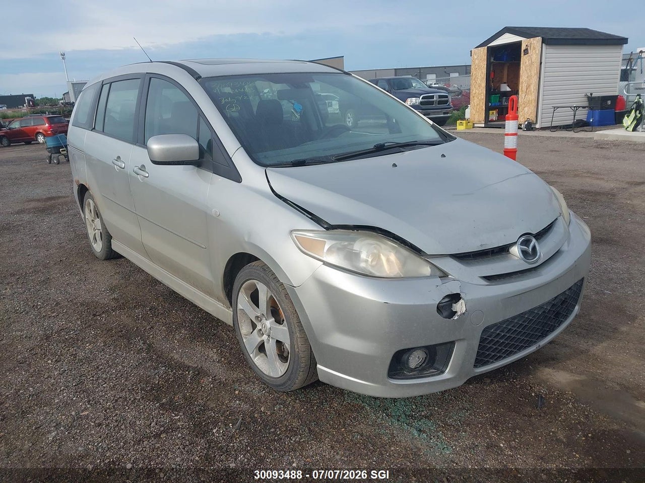JM1CR293460123465 · 2006 MAZDA 5
