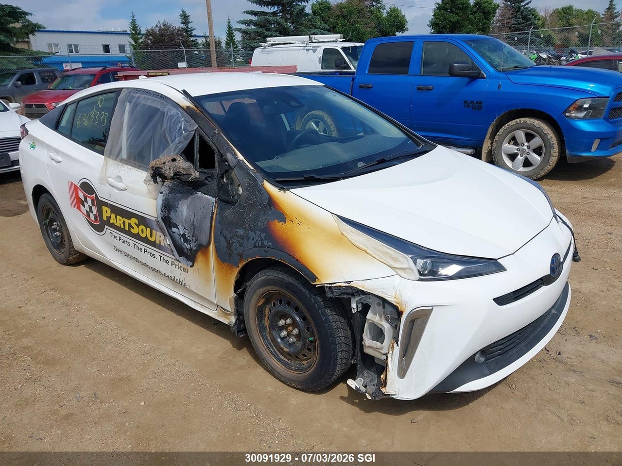 JTDL9RFUXK3005984 · 2019 TOYOTA PRIUS
