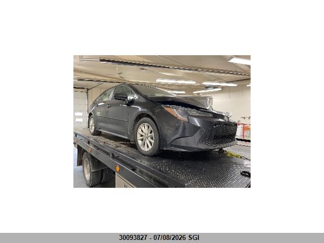 5YFBPMBE8MP185320 · 2021 TOYOTA COROLLA LE