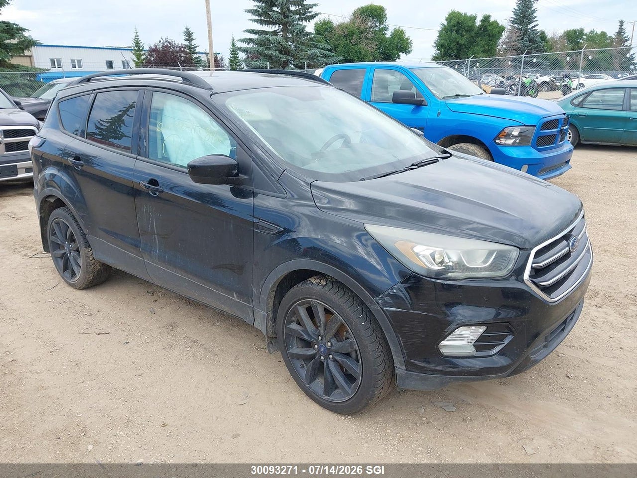 1FMCU9GD5JUC15149 · 2018 FORD ESCAPE SE