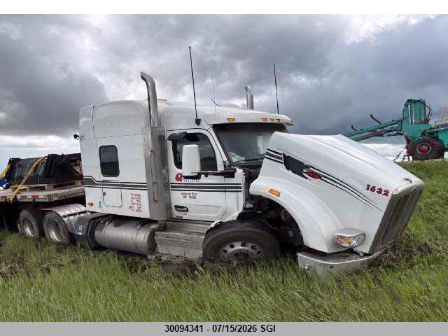 1XPCD49XXSD678824 · 2025 PETERBILT 567