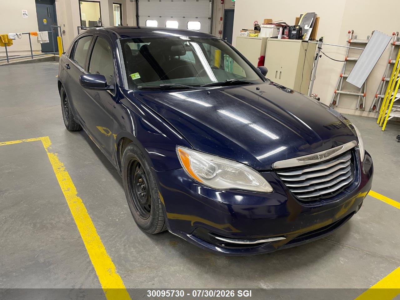 1C3CCBAB3EN131602 · 2014 CHRYSLER 200 LX
