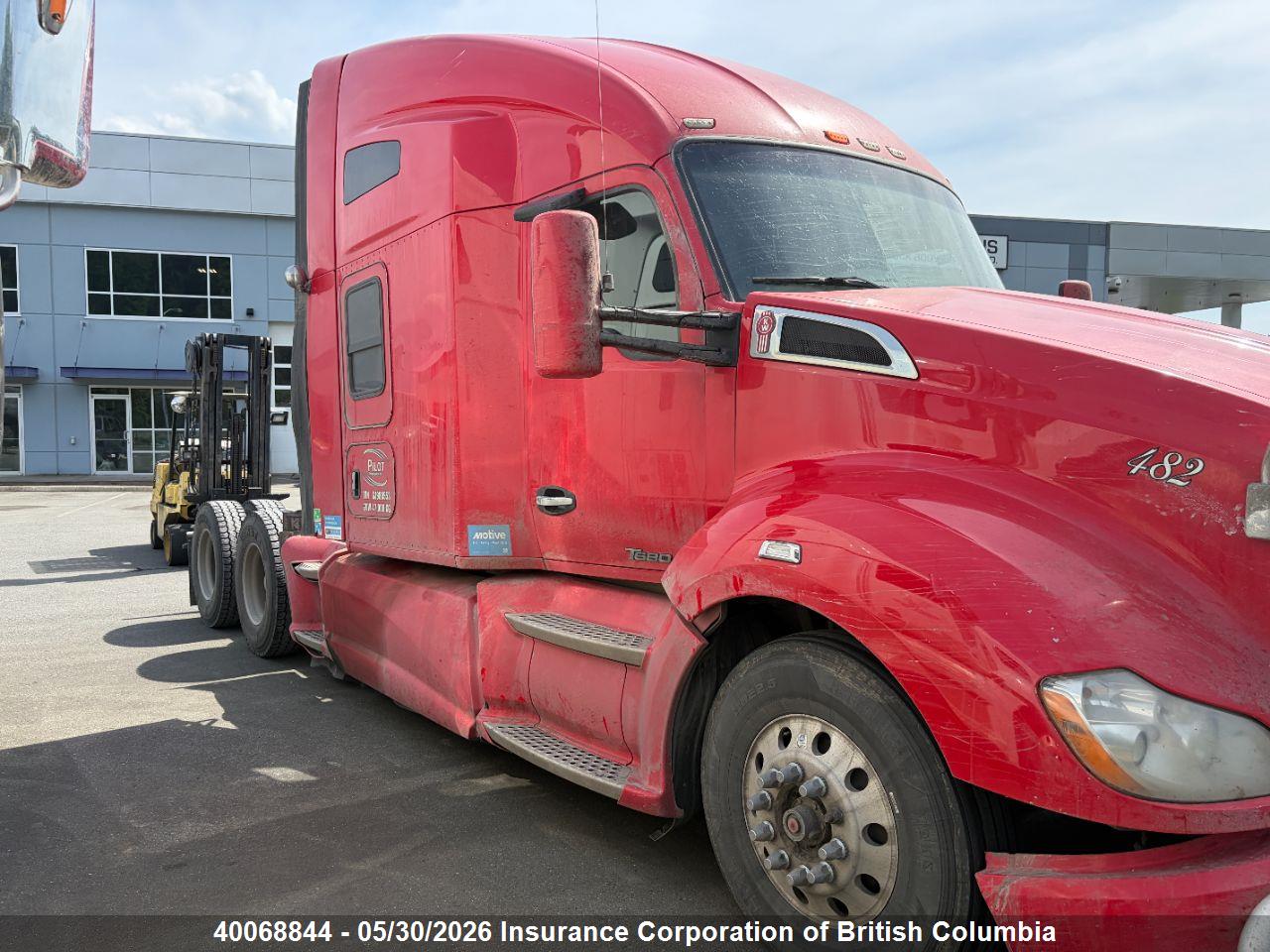 1XKYD49X8GJ980553 · 2016 KENWORTH CONSTRUCTION T680