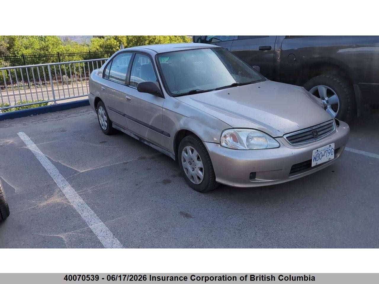 2HGEJ6611YH904583 · 2000 HONDA CIVIC