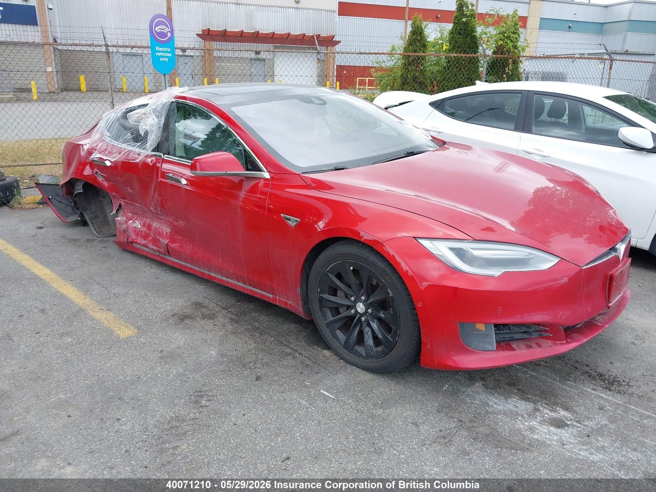 5YJSA1E22GF145106 · 2016 TESLA MODEL S